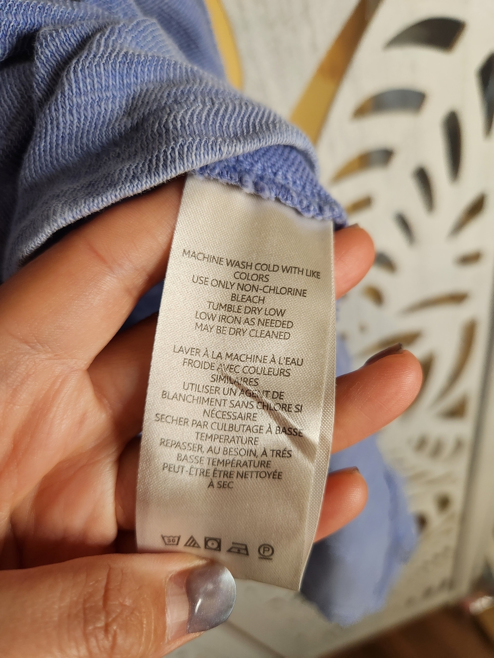 Label Inside Garment - Picture 6 of 12